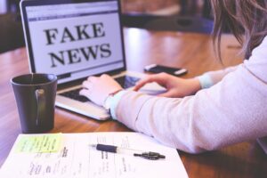 fake news, hoax, press-4881488.jpg