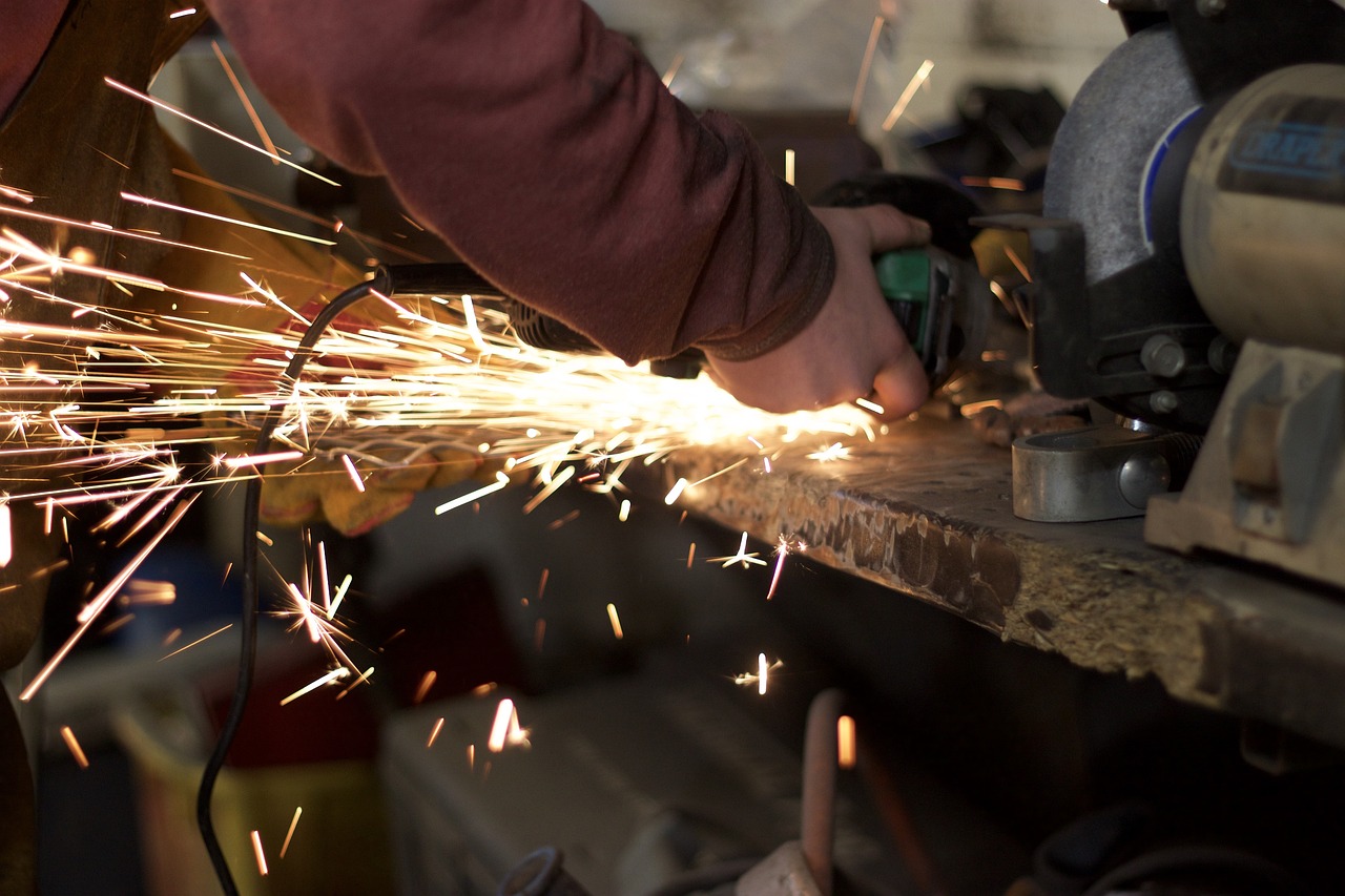 sparks, grind, metal-1405851.jpg