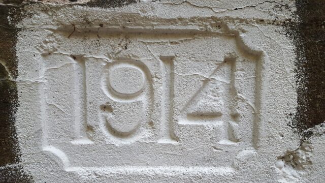 date, concrete, old-1874357.jpg
